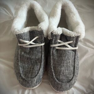 Cozy sherpa lined slipper shoes